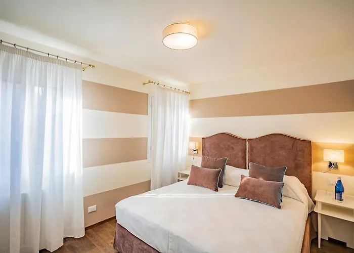 Lo Squero 3 Apartment With Balcony In Dorsoduro